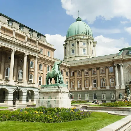 Verno House Budapest, Vignette Collection By Ihg מלון 5*