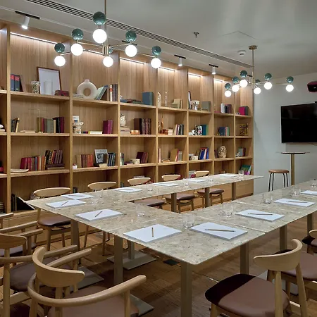 Verno House Budapest, Vignette Collection By Ihg Hotell 5*